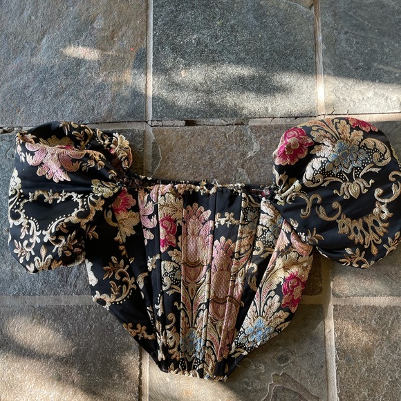 Dolls Kill Tops - NWOT shimmery floral puff sleeve corset top